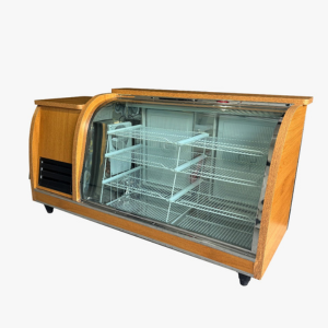 Heladera vitrina con vidrio curvo